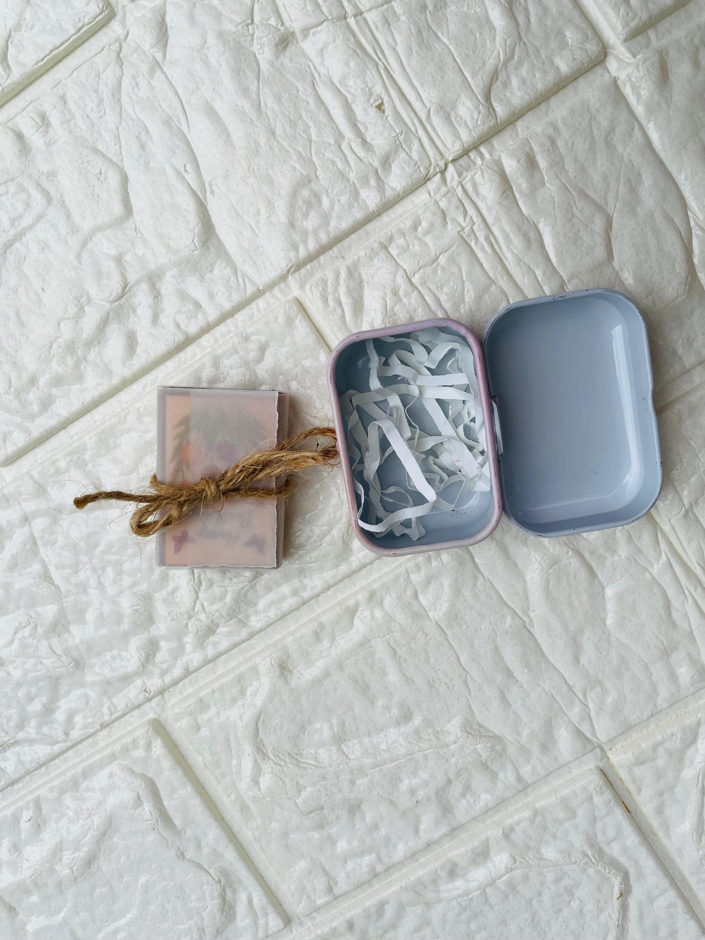 Customized Vintage Tin Mini Album