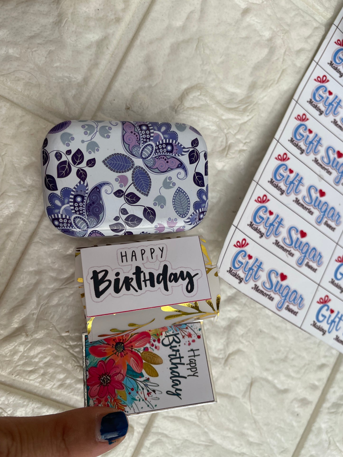 Customized Mini Tin Album (25 Photos)