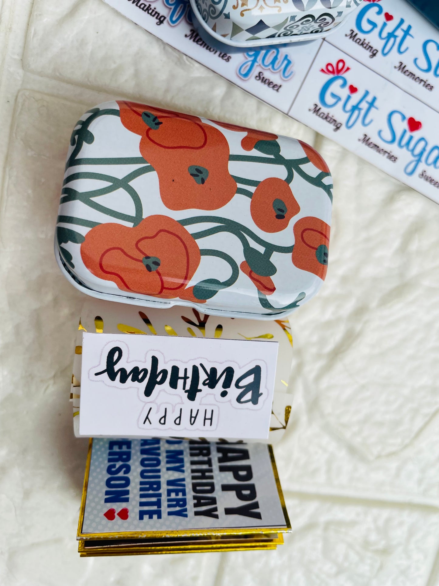 Customized Mini Tin Album (25 Photos)