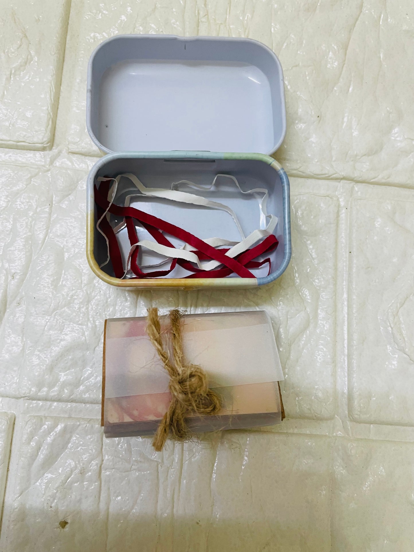 Customized Vintage Tin Mini Album