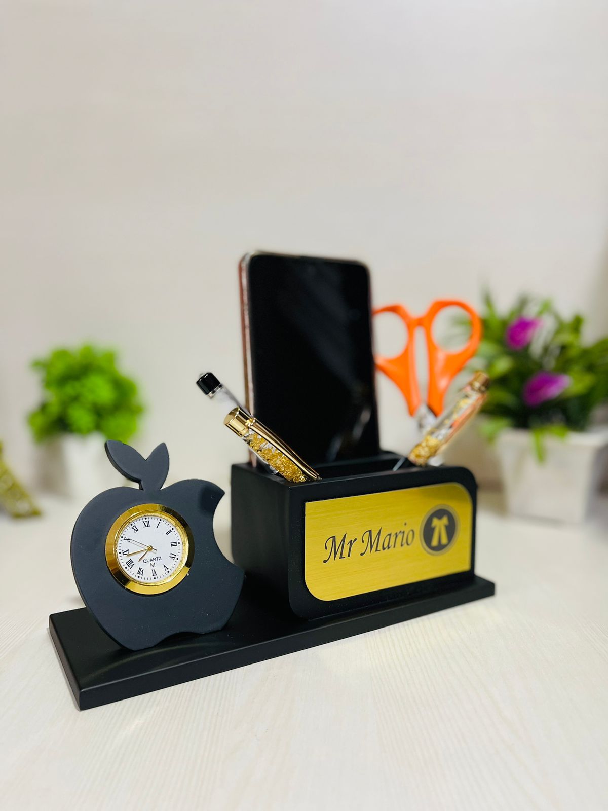 Customized Wooden Pen Stand