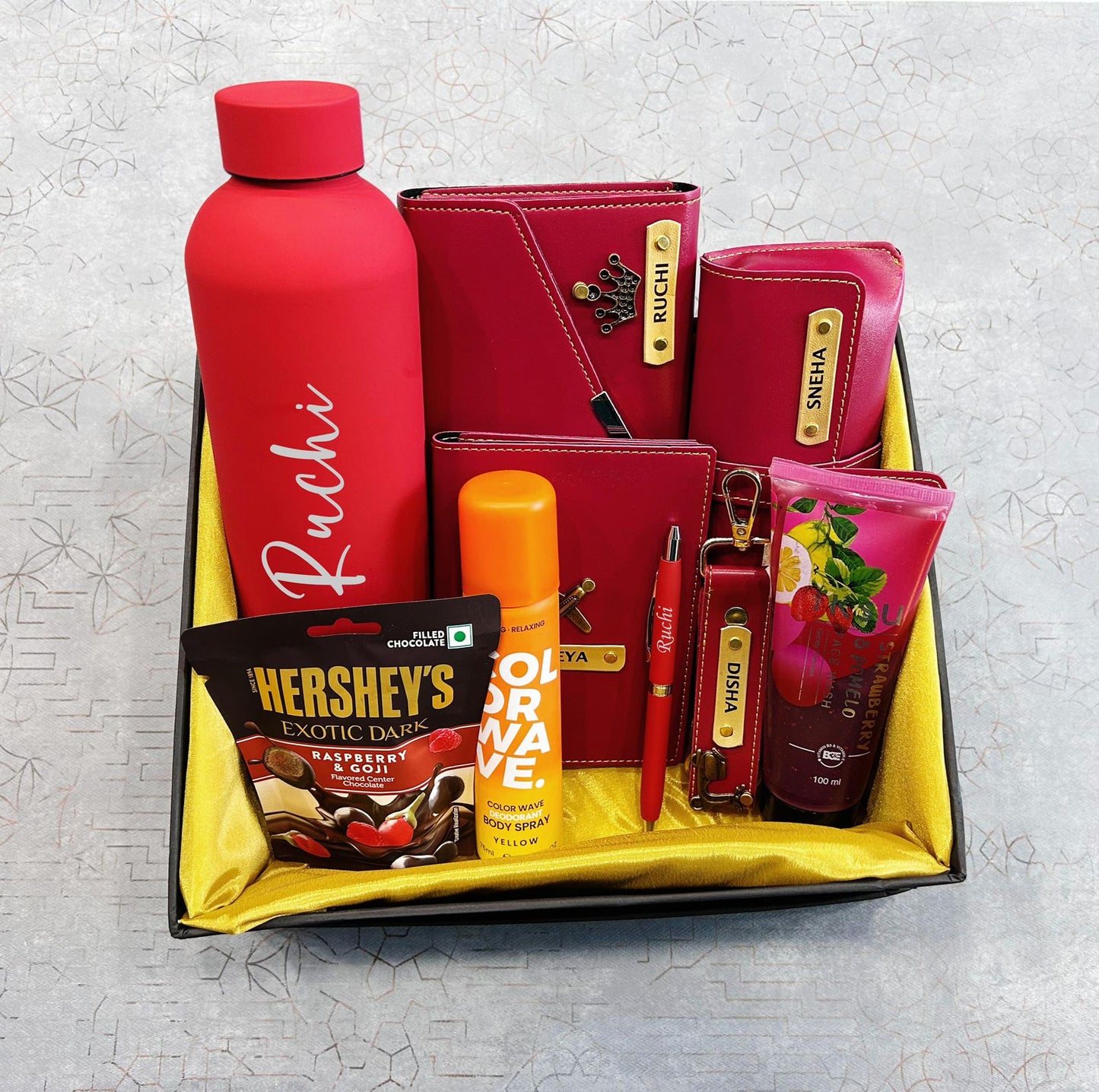 Customized Gift Hamper for Her