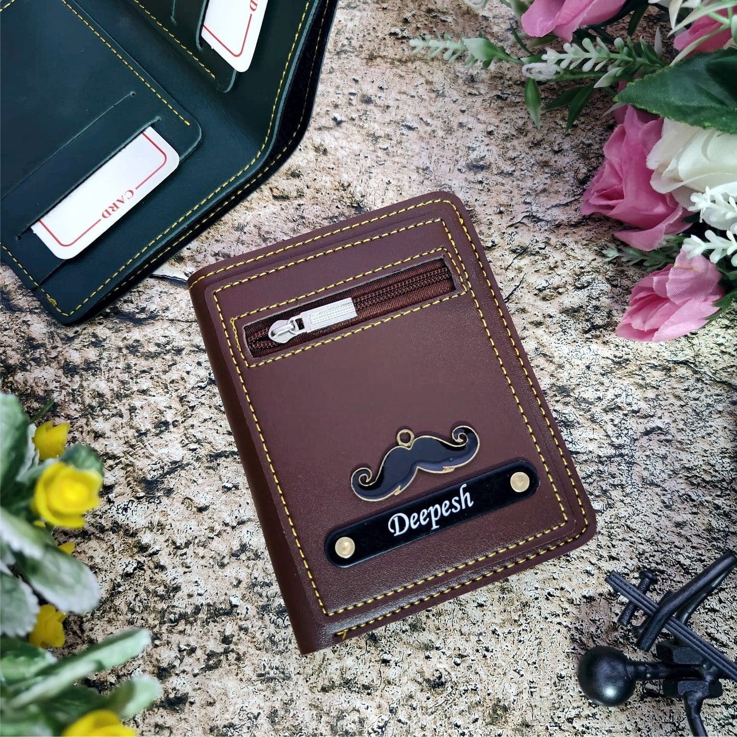 Personalized Compact Unisex Wallet