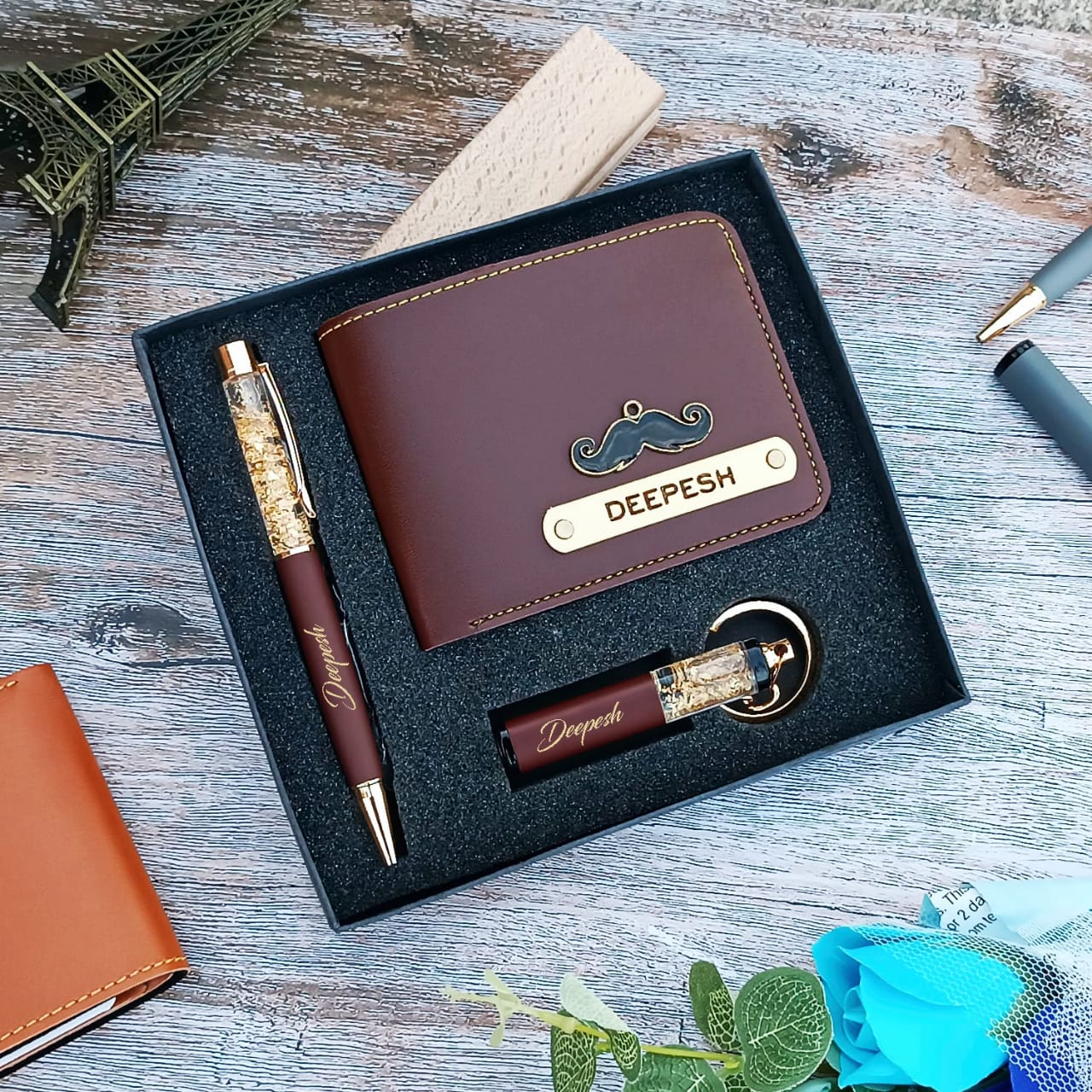 Customized Wallet Pen Keychain Combo