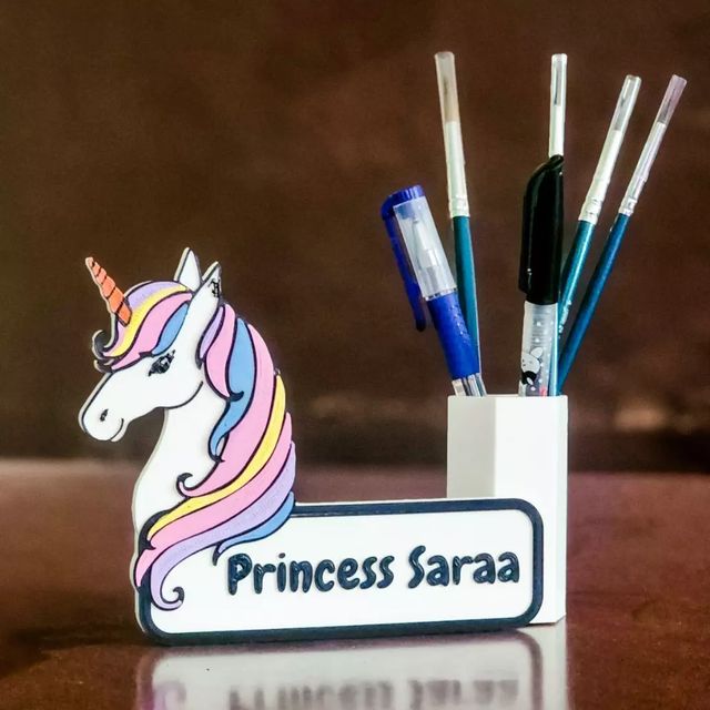 Customized Profession Table Tops with Pen Stand