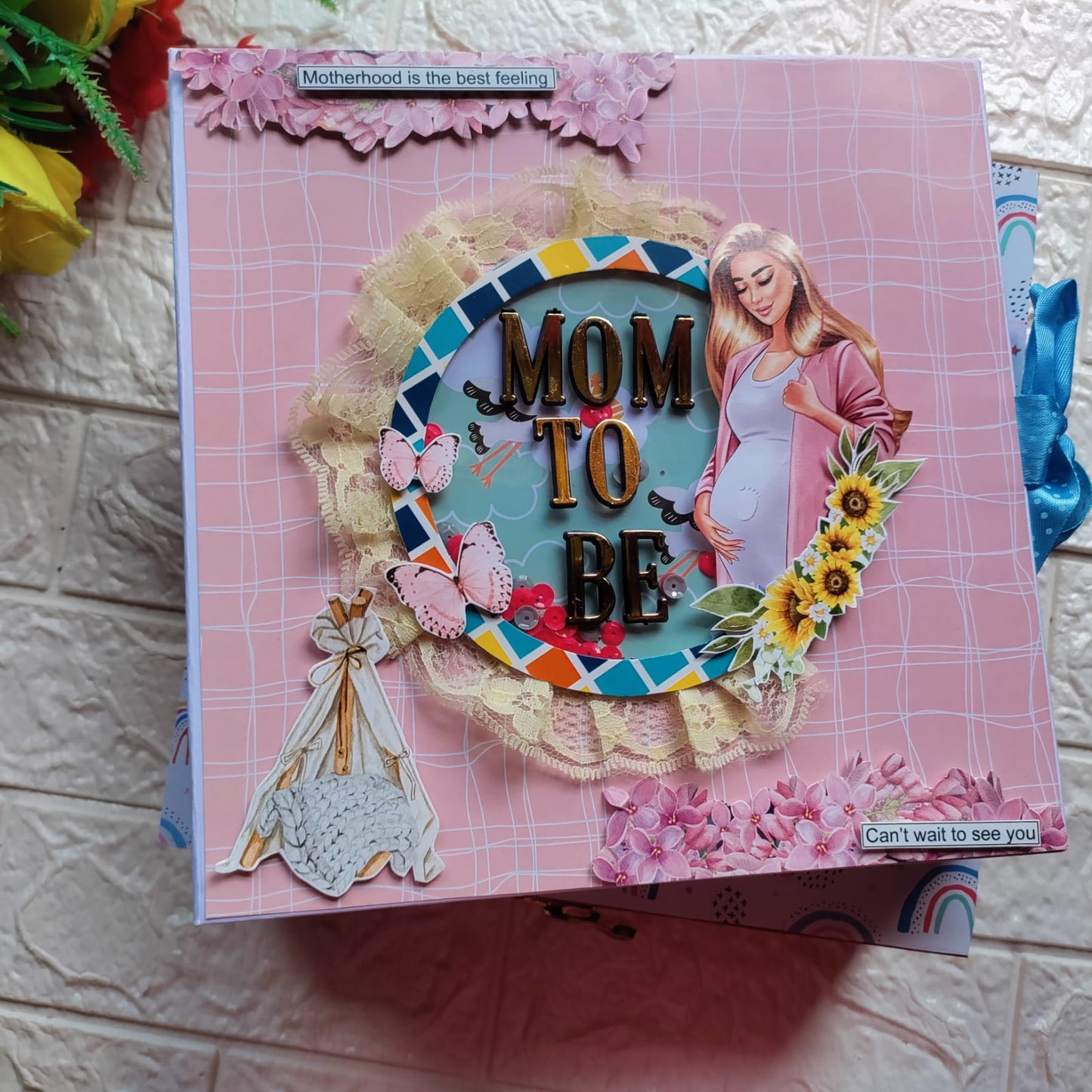 Customized Mom To Be Scrapbook