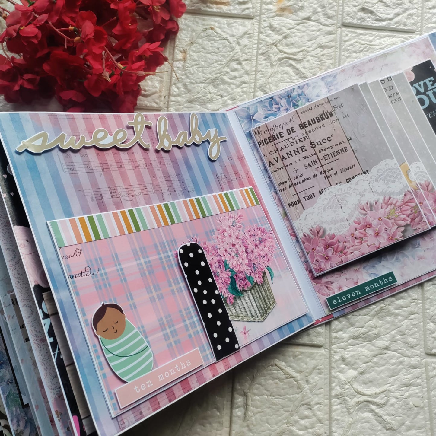 Customized Mom To Be Scrapbook