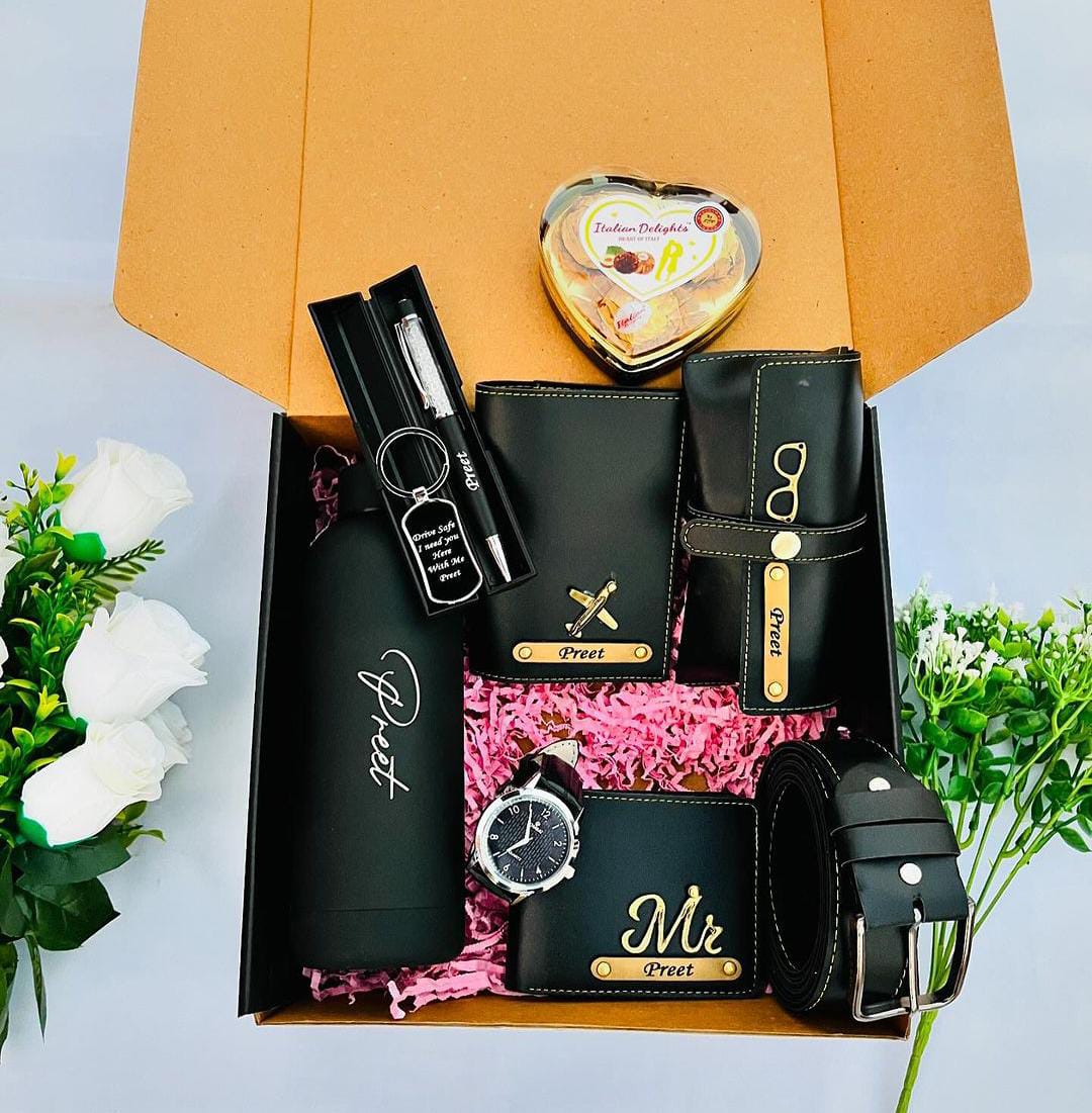 Customized Men's Hamper