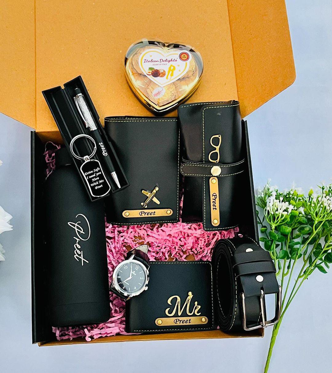 Customized Men's Hamper