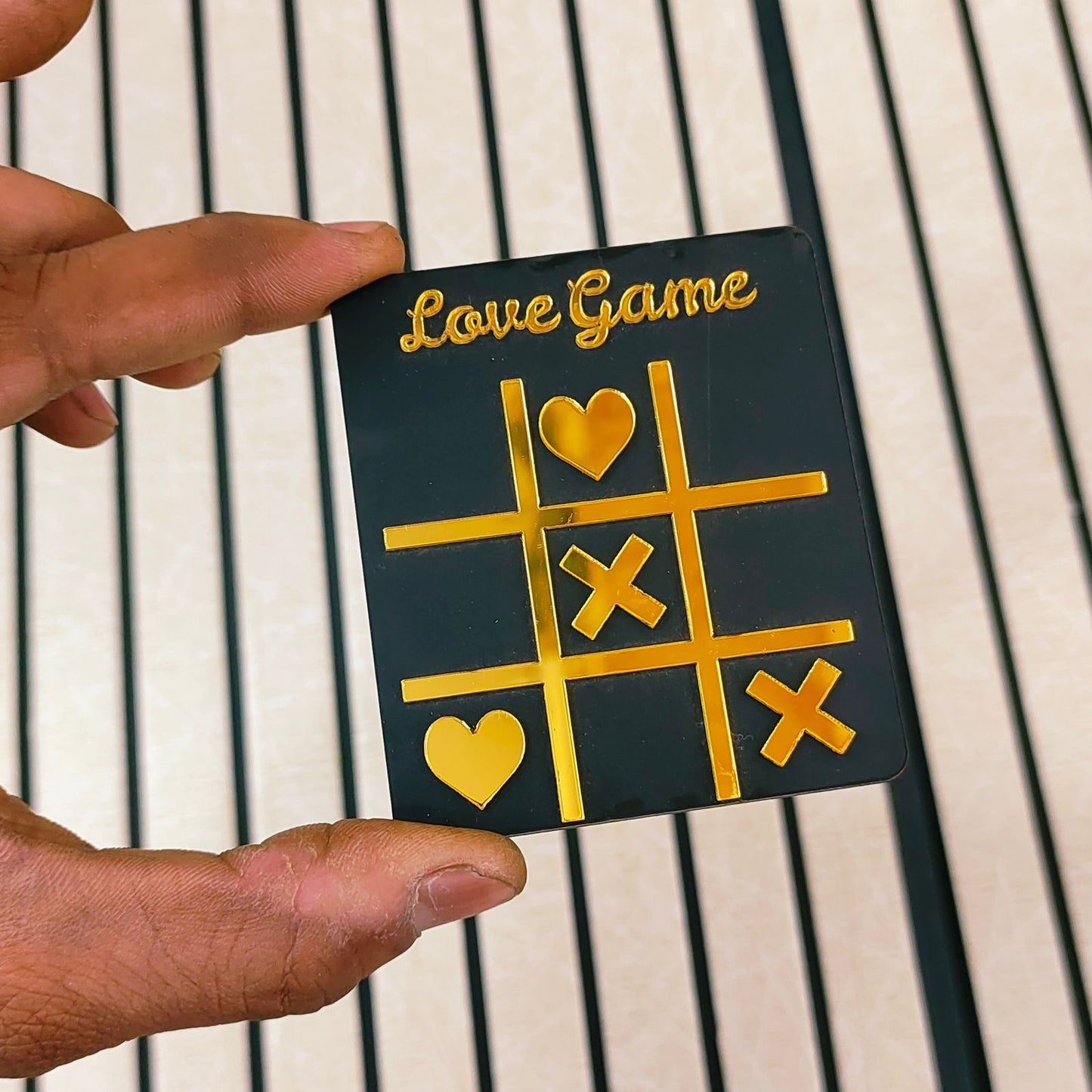 LOVE GAME (TIC TAC TOE )