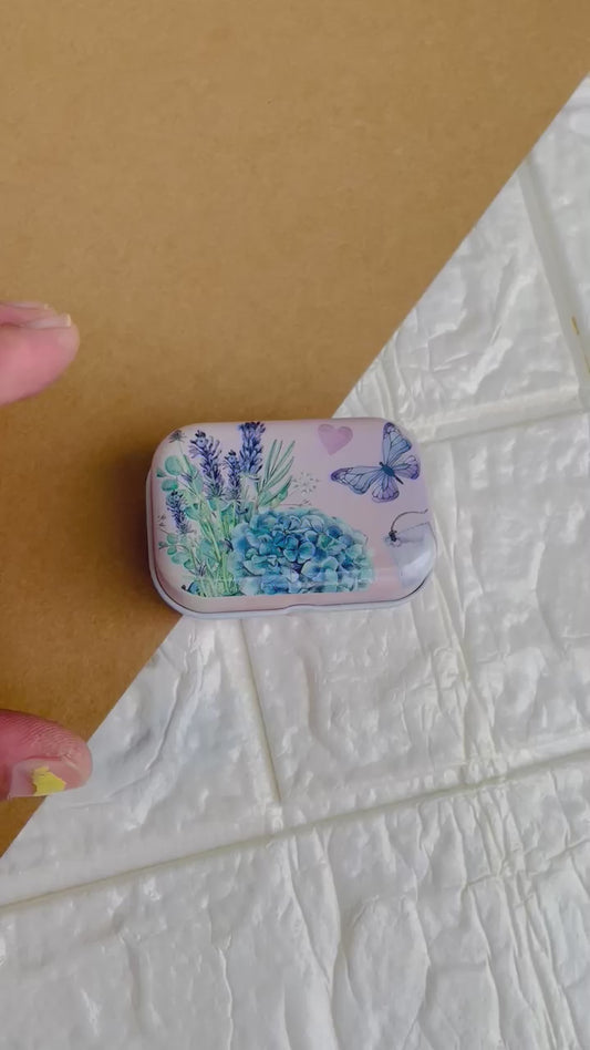 Customized Vintage Tin Mini Album