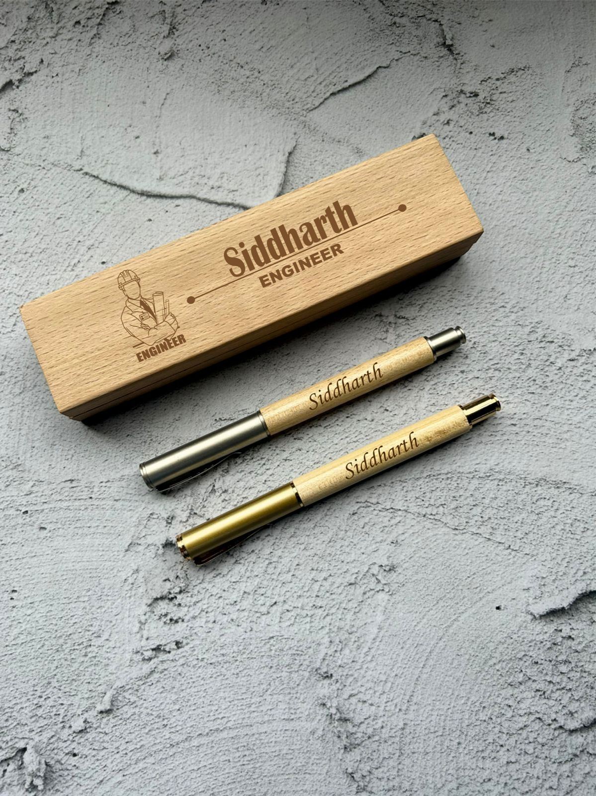 Customized Wooden Box 2.0 with 2 wooden pens